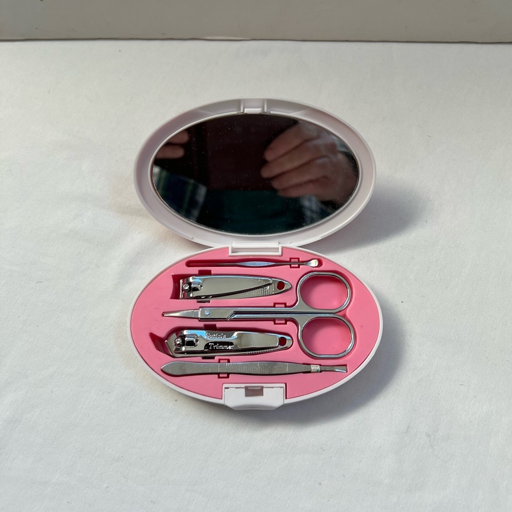 Manicure Pedicure Tweezer Set  OML Wordwide Transportation O'Hare Midway NEW